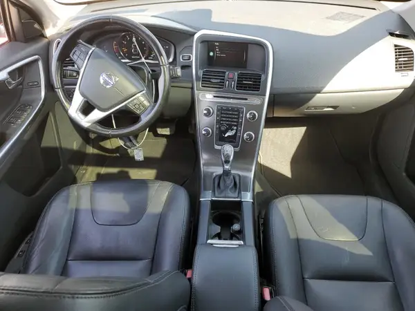 YV4612RK2G2794289 2016 VOLVO XC60 - Image 8