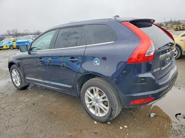 YV4612RK2G2807851 2016 VOLVO XC60 - Image 2