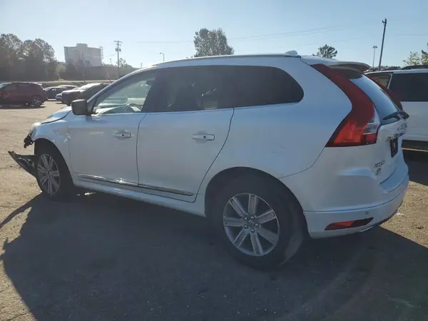 YV4612RK2G2820311 2016 VOLVO XC60 - Image 2
