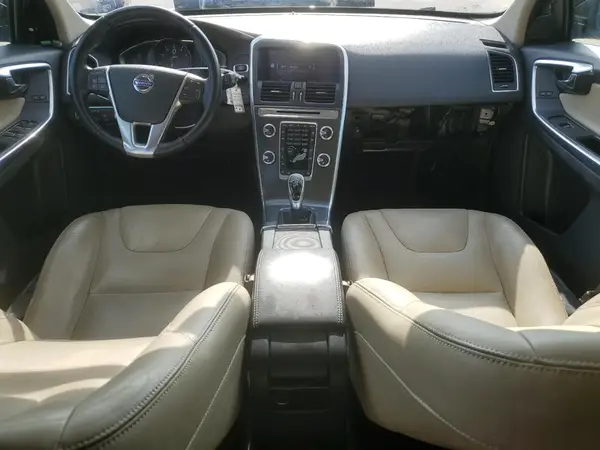 YV4612RK2G2839540 2016 VOLVO XC60 - Image 8