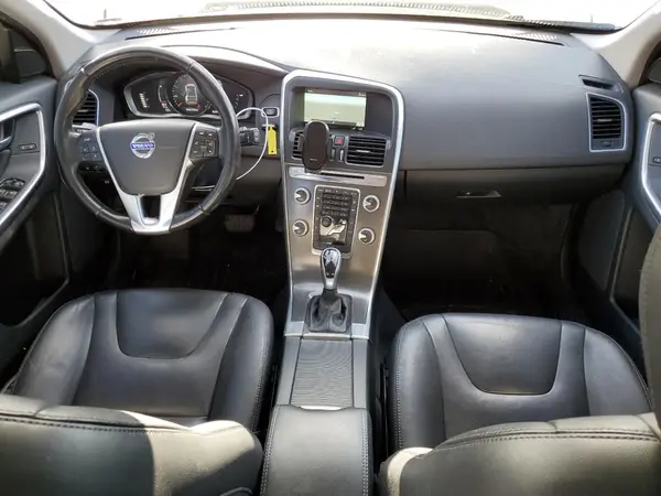 YV4612RK3G2785987 2016 VOLVO XC60 - Image 8