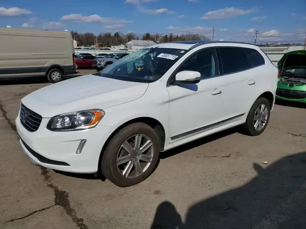 YV4612RK3G2796147 2016 VOLVO XC60 - Image 1