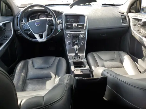 YV4612RK3G2796147 2016 VOLVO XC60 - Image 8