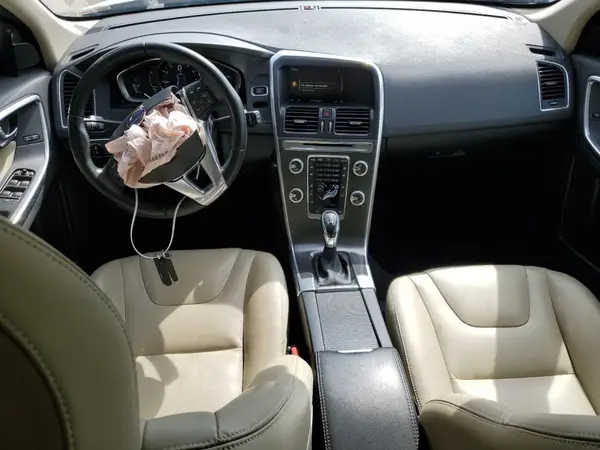 YV4612RK3G2839224 2016 VOLVO XC60 - Image 8