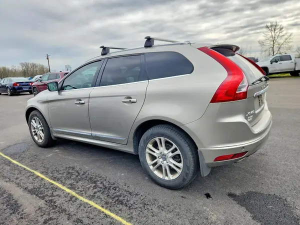 YV4612RK3G2856542 2016 VOLVO XC60 - Image 2