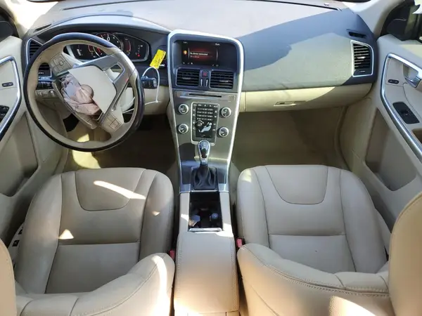 YV4612RK4G2825011 2016 VOLVO XC60 - Image 8