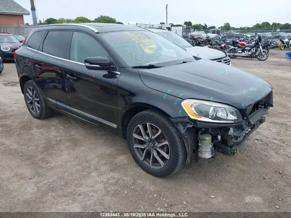 YV4612RK4G2827437 2016 VOLVO XC60 - Image 1