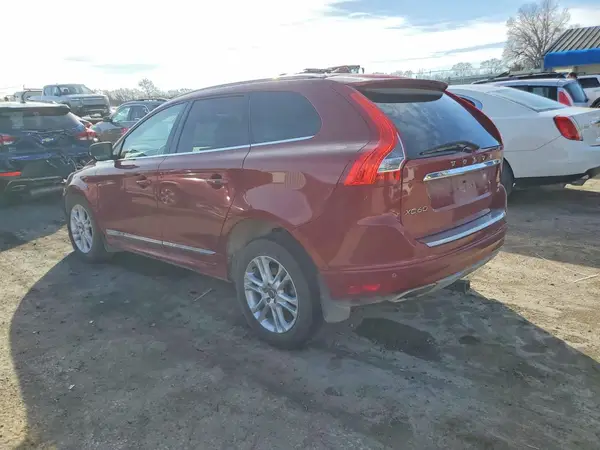 YV4612RK4G2916876 2016 VOLVO XC60 - Image 2
