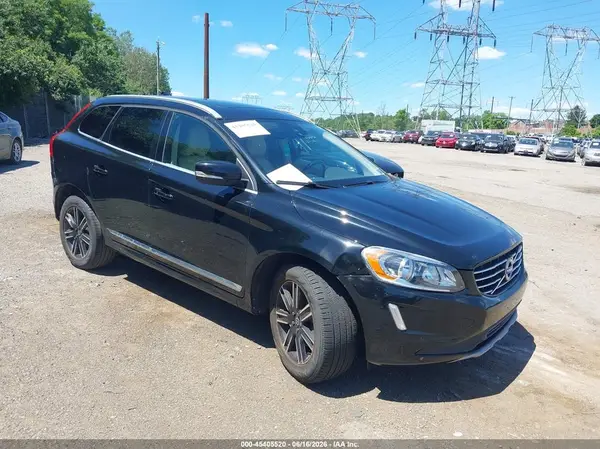 YV4612RK5G2813708 2016 VOLVO XC60 - Image 1