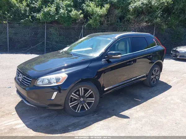 YV4612RK5G2813708 2016 VOLVO XC60 - Image 2