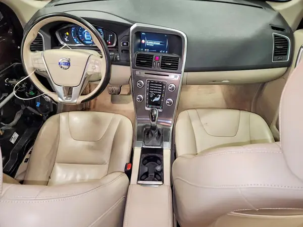 YV4612RK5G2825695 2016 VOLVO XC60 - Image 8