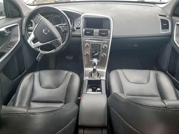 YV4612RK5G2832873 2016 VOLVO XC60 - Image 8