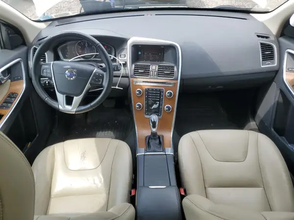 YV4612RK5G2852783 2016 VOLVO XC60 - Image 8
