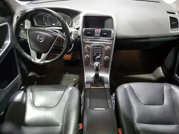YV4612RK6G2783585 2016 VOLVO XC60 - Image 8