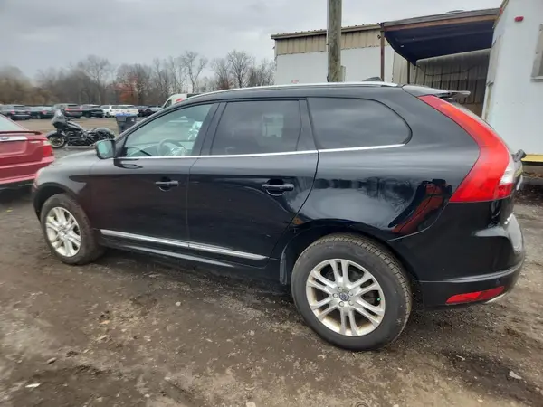 YV4612RK6G2785045 2016 VOLVO XC60 - Image 2