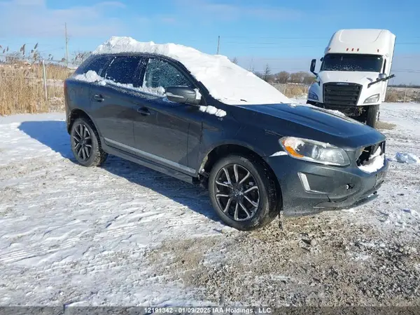 YV4612RK6G2786244 2016 VOLVO XC60 - Image 1