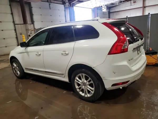 YV4612RK6G2803365 2016 VOLVO XC60 - Image 2