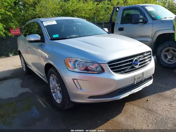YV4612RK6G2842697 2016 VOLVO XC60 - Image 1