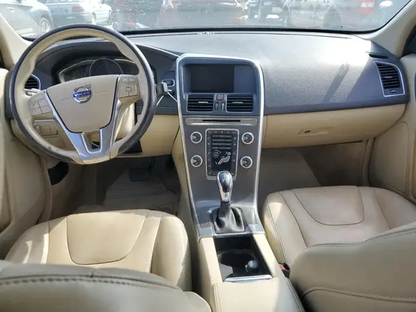 YV4612RK6G2857720 2016 VOLVO XC60 - Image 8