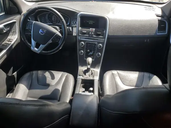 YV4612RK7G2782235 2016 VOLVO XC60 - Image 8