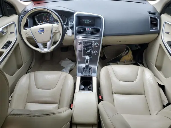 YV4612RK7G2788746 2016 VOLVO XC60 - Image 8