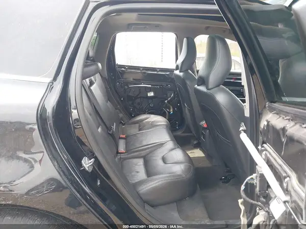 YV4612RK7G2789251 2016 VOLVO XC60 - Image 8