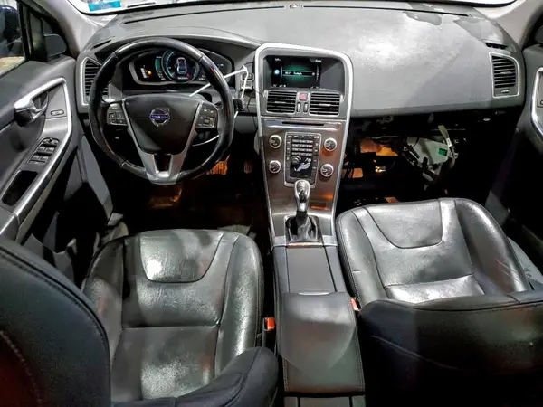 YV4612RK7G2789606 2016 VOLVO XC60 - Image 8