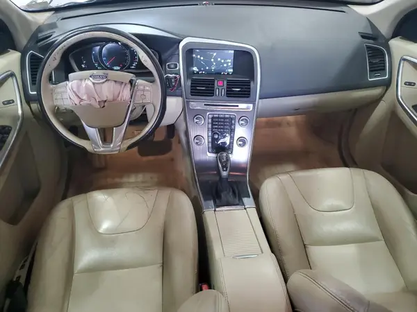 YV4612RK7G2821910 2016 VOLVO XC60 - Image 8