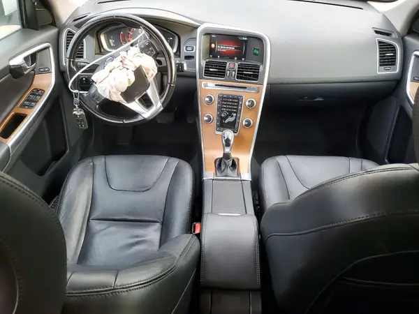 YV4612RK7G2822152 2016 VOLVO XC60 - Image 8