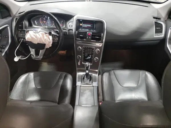 YV4612RK7G2835905 2016 VOLVO XC60 - Image 8