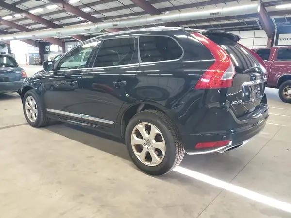 YV4612RK7G2848279 2016 VOLVO XC60 - Image 2