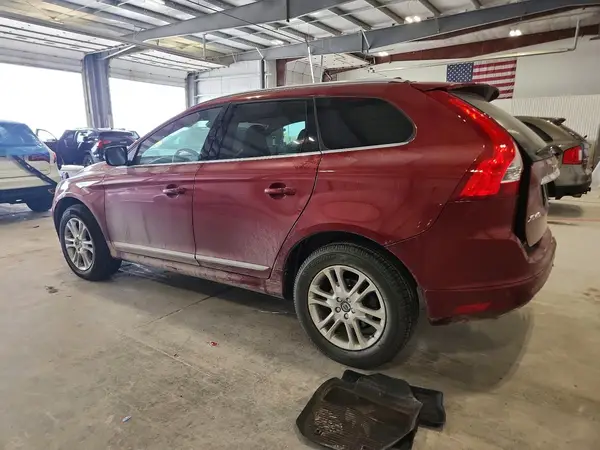 YV4612RK7G2853112 2016 VOLVO XC60 - Image 2