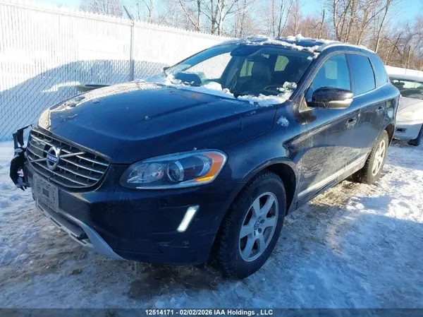 YV4612RK7G2853627 2016 VOLVO XC60 - Image 2