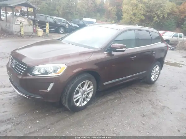 YV4612RK8G2844614 2016 VOLVO XC60 - Image 2