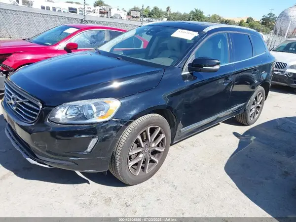 YV4612RK8G2847531 2016 VOLVO XC60 - Image 2