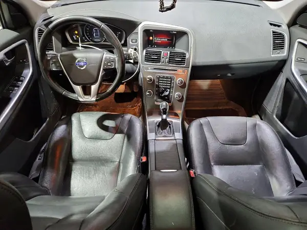 YV4612RK9G2785198 2016 VOLVO XC60 - Image 8