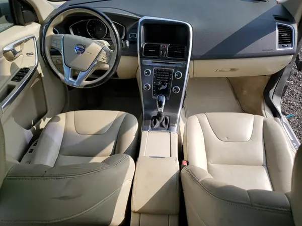 YV4612RK9G2799375 2016 VOLVO XC60 - Image 8