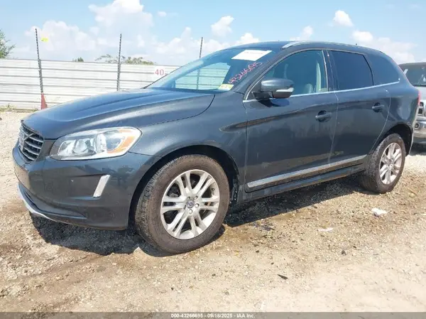 YV4612RK9G2814702 2016 VOLVO XC60 - Image 2