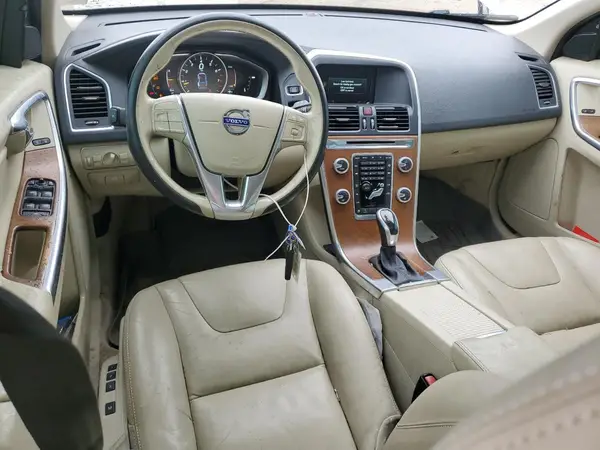 YV4612RK9G2822847 2016 VOLVO XC60 - Image 8