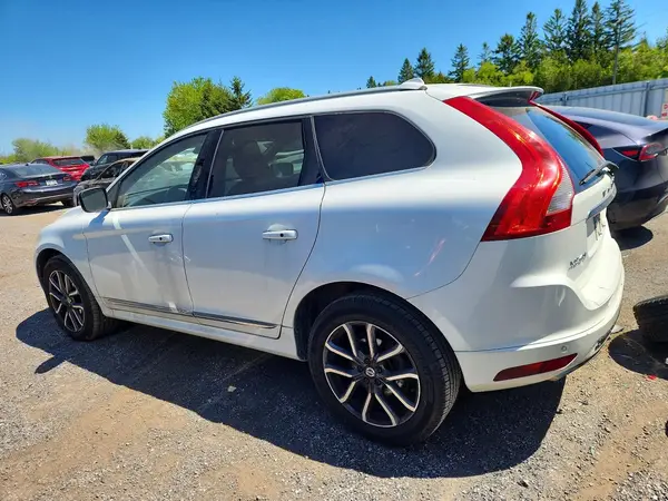 YV4612RK9G2837784 2016 VOLVO XC60 - Image 2
