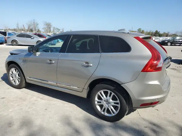 YV4612RK9G2856352 2016 VOLVO XC60 - Image 2