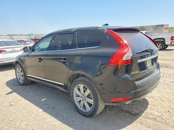 YV4612RKXG2795108 2016 VOLVO XC60 - Image 2