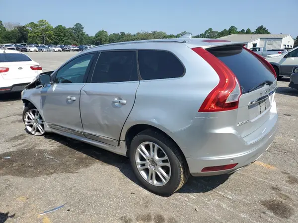 YV4612RKXG2821075 2016 VOLVO XC60 - Image 2