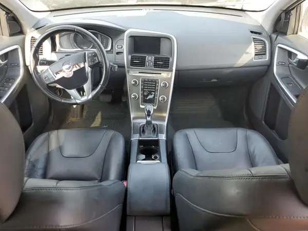 YV4612RKXG2821075 2016 VOLVO XC60 - Image 8