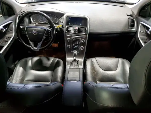 YV4612RKXG2833758 2016 VOLVO XC60 - Image 8