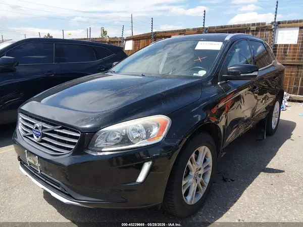 YV4612RKXG2837681 2016 VOLVO XC60 - Image 2