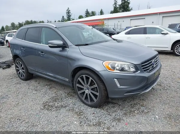 YV4612RKXG2853539 2016 VOLVO XC60 - Image 1