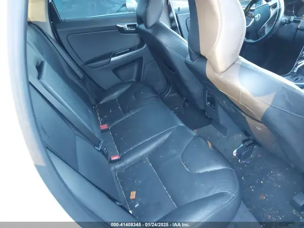 YV4612RM0G2787732 2016 VOLVO XC60 - Image 8