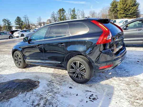 YV4612RM0G2824472 2016 VOLVO XC60 - Image 2