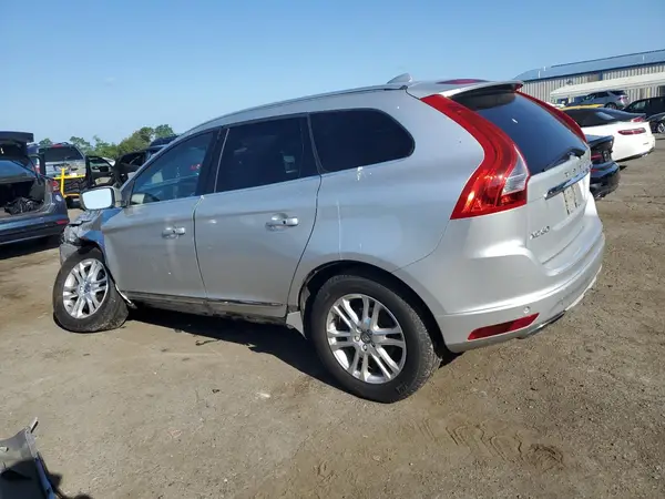 YV4612RM1G2820480 2016 VOLVO XC60 - Image 2